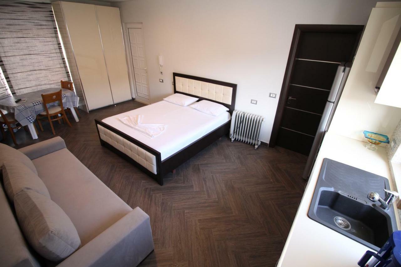 Apartments & Studios Ardian-Mandi Sarande-Albania Exterior foto